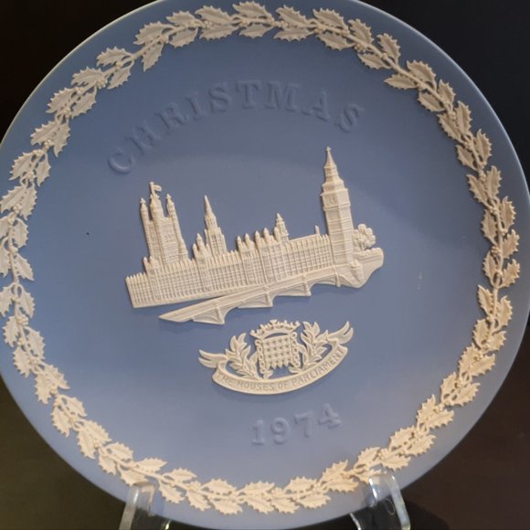 1974 Christmas Blue Jasperware Wedgwood Plate - Picture 4 of 5